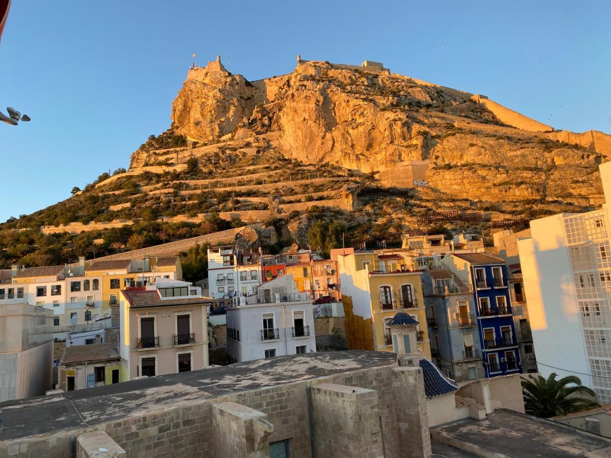 Apartamento Con Vistas Al Mar Primera Linea De Playa Del Postiguet Alicante Dış mekan fotoğraf